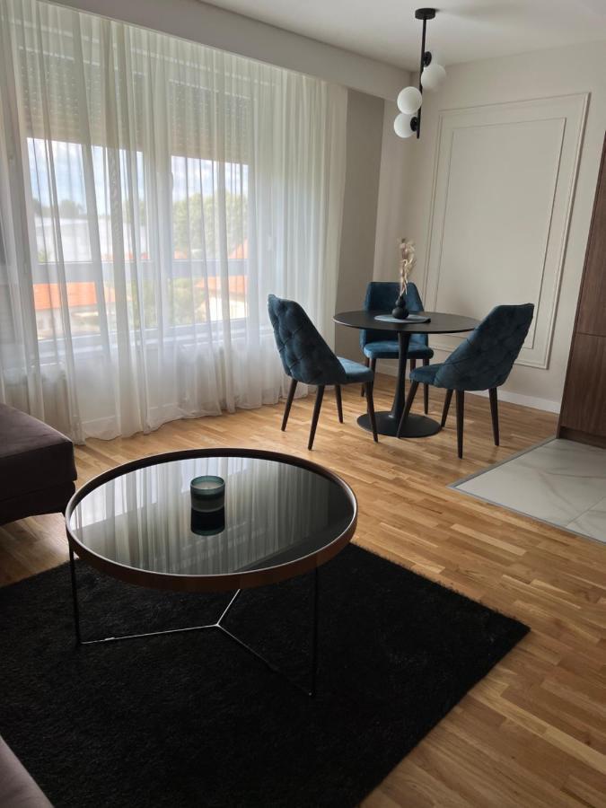 Ferienwohnung Lilly Lux Bijeljina Exterior foto